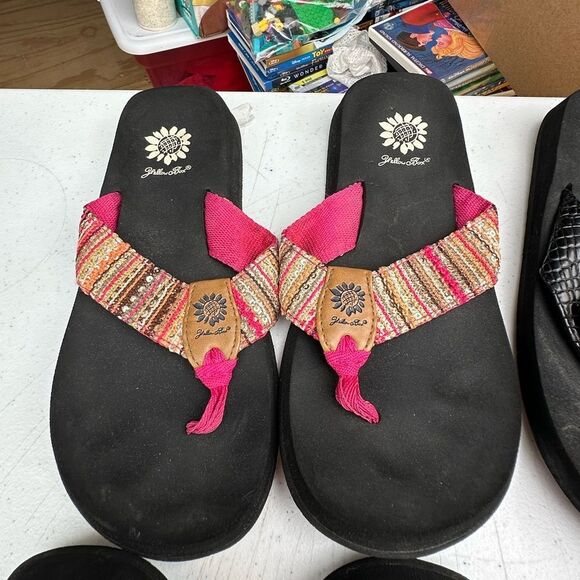 4 Pair Yellow box Stylish Flip Flops Collection - Picture 2 of 6